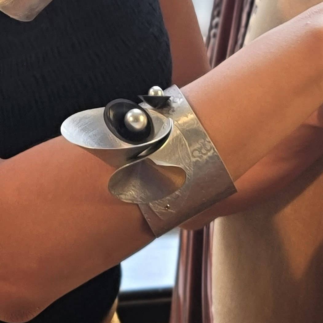 Artisan Curve Cuff
